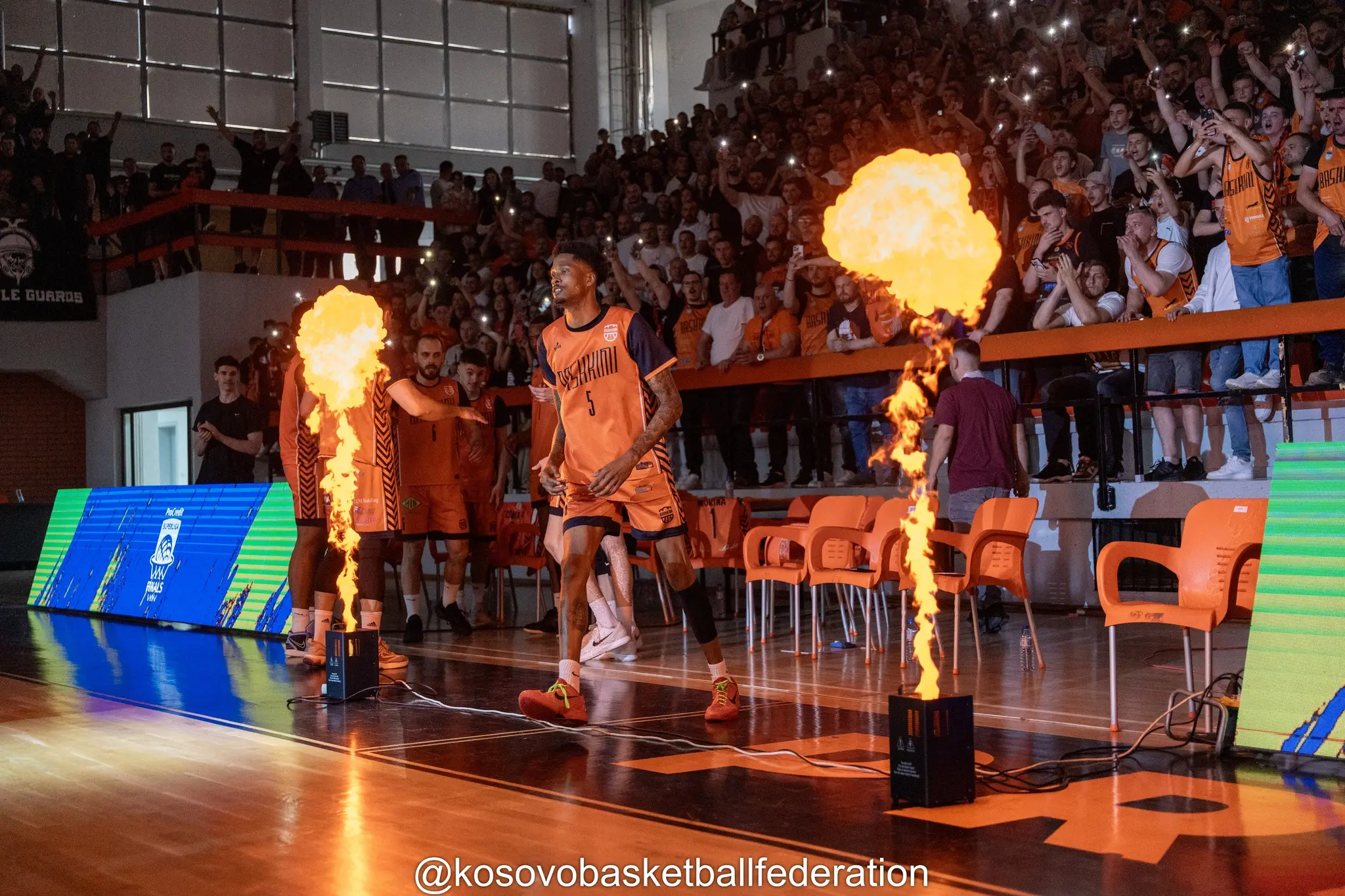 Albumi i ndeshjes së tretë finale Bashkimi-Trepça